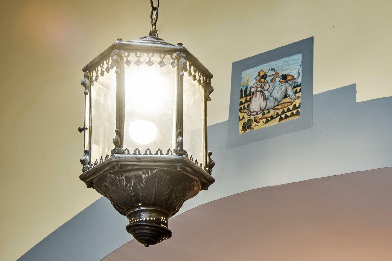 Il Teatro Di Nerone Apartment Napoli Bagian luar foto