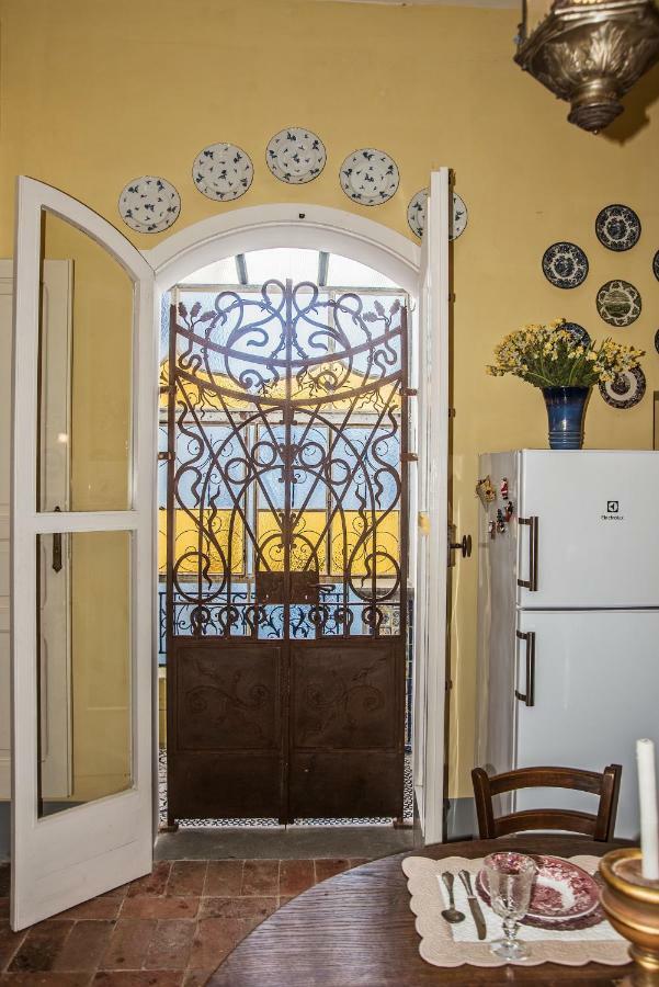 Il Teatro Di Nerone Apartment Napoli Bagian luar foto