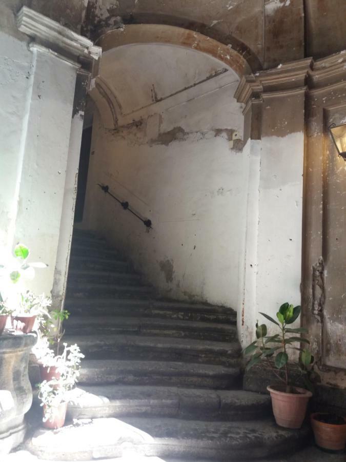 Il Teatro Di Nerone Apartment Napoli Bagian luar foto